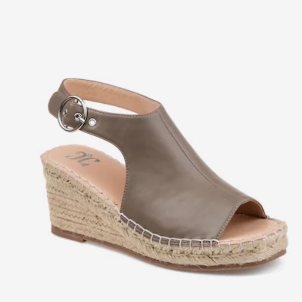 Journee Collection Crew Espadrille Wedge Sandal size 9.5 taupe *NEVER WORN*